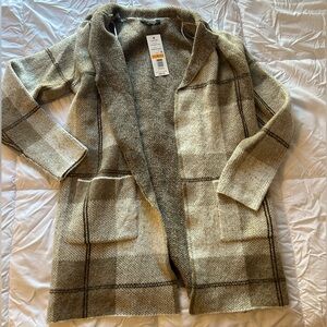 PLAID BEIGE CARDIGAN - BRAND NEW NEVER WORN
